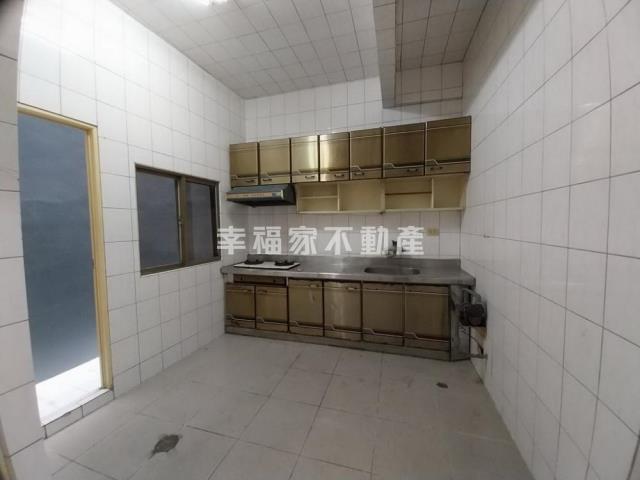 台南歸仁店面-11