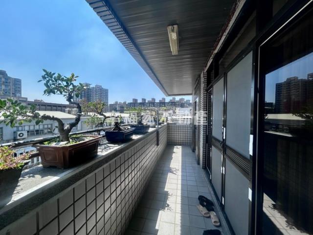 台南東區華廈-1