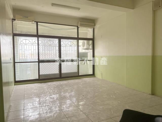 台南安平店面-11