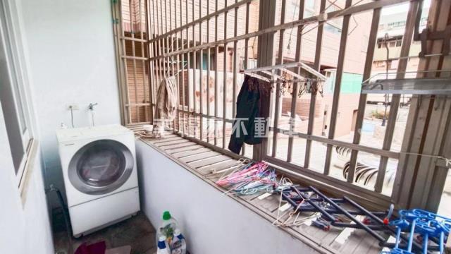 台南東區店面-7