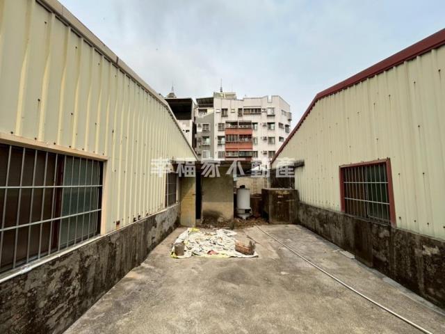 東區店面-13