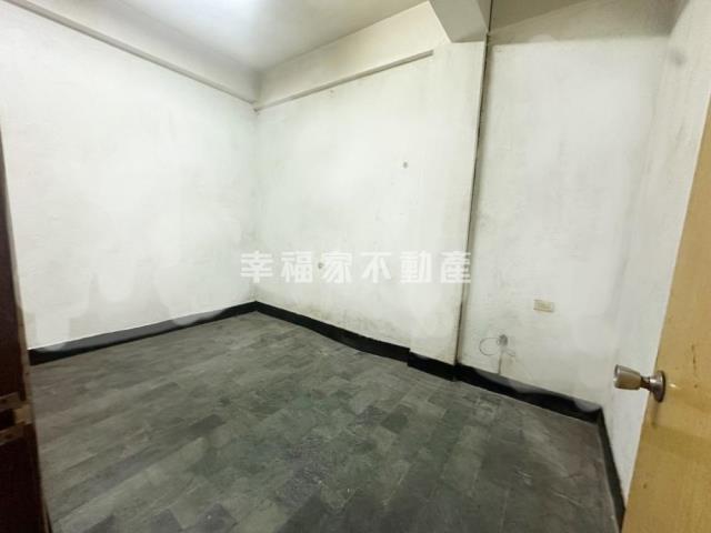 苓雅店面-10