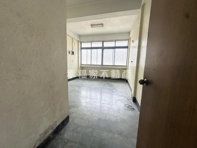 苓雅店面-11